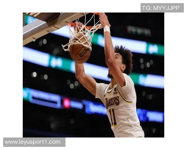 雷迪克称赞里夫斯范德比尔特科洛克和RJ戴维斯今日精彩表现引发关注